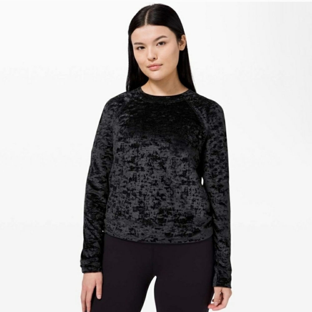 Lululemon Special Edition Warm Down Crew Crushed Velvet Sz 6 Pullover Black